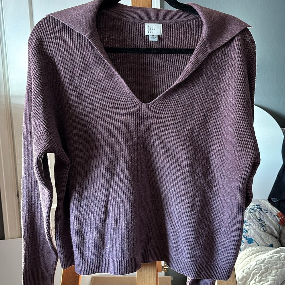 A new day collared sweater size medium